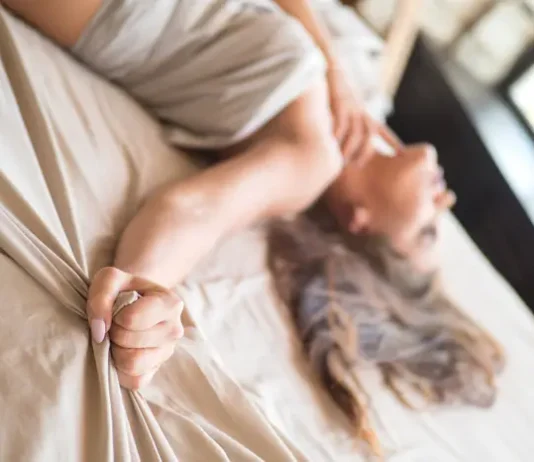 ‘Potpuno trijezna otišla sam na “skriveni party” – šokirat će vas šta se zapravo dešava iza zatvorenih vrata!