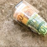 Stavite li novčanicu na ovo mjesto u kući, pare će same da se množe!