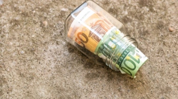 Stavite li novčanicu na ovo mjesto u kući, pare će same da se množe!