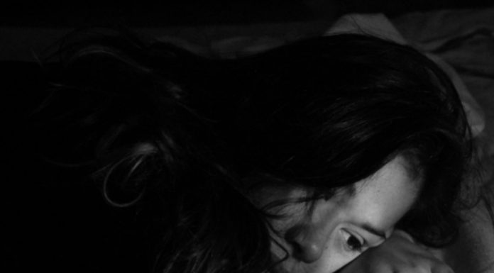 PREVARIO SAM ŽENU SA NJENOM SESTROM, a onda me dočekala OVA PORUKA NA STOLU: