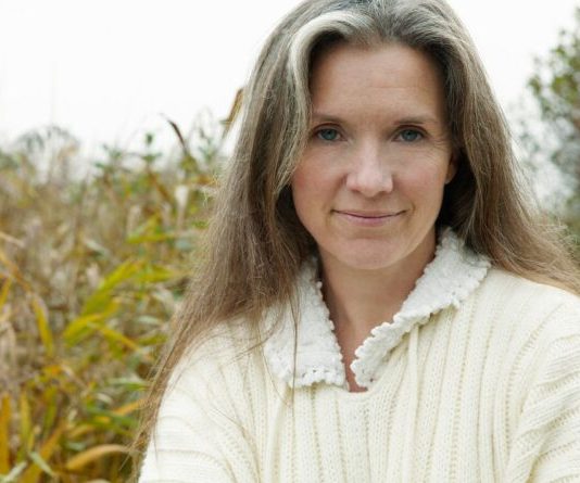 8 objašnjenja zašto starije žene privlače mlađi muškarci