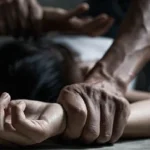 Košmar u porodici: Maloletnik osumnjičen za zlostavljanje trudne sestre, majka je gurnula sa balkona