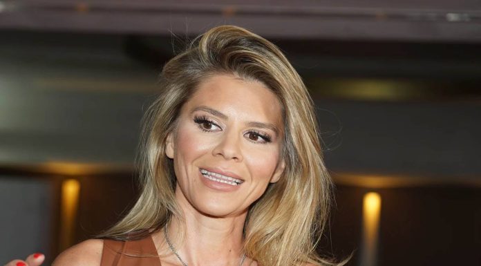 SUDBINSKA LJUBAV?UPOZNALI SE U TAKSIJU, A ZAVRŠILI NA MILIONSKOM VENČANJU! Melina smuvala britanskog bogataša za par minuta