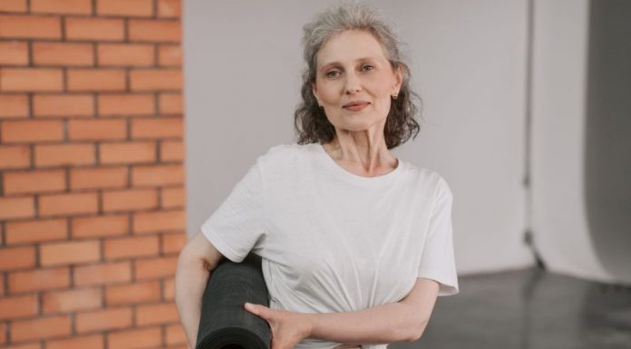 Tajna privlačnosti u zrelim godinama: Zašto muškarce najviše privlače žene koje imaju ovih pet osobina?