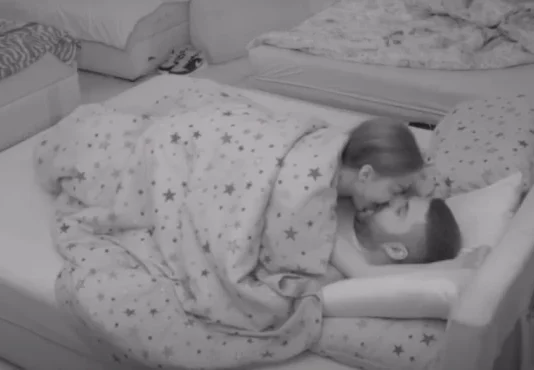 Vrela scena u spavaćoj sobi podigla prašinu: Maja zajahala Asmina pred svima