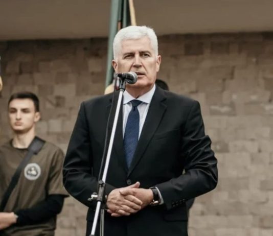 ČOVIĆ PREKINUO ŠUTNJU NAKON SKANDALA U MOSTARU: Oštro reagovao na sramno skandiranje navijača