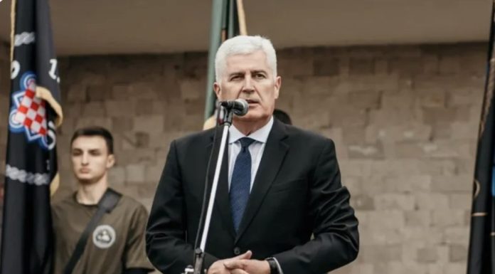 ČOVIĆ PREKINUO ŠUTNJU NAKON SKANDALA U MOSTARU: Oštro reagovao na sramno skandiranje navijača