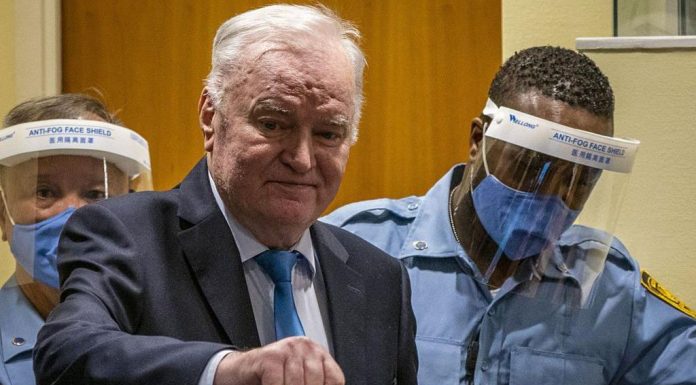 REGION NA IVICI SUZA! Isplivao tajni izvještaj ljekara iz Haga: „STANJE JE ALARMANTNO, SVAKI MINUT JE BITAN!“ – Porodica u suzama moli za hitno prebacivanje! (FOTO)