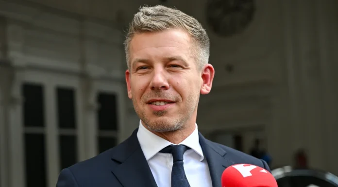 „DOSTA OBEĆANJA, VREME JE ZA ČLANSTVO!“ Mađar zagrmeo o ubrzanom ulasku Balkana u EU!