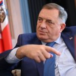 **Dodik dao veliko obećanje pred izbore: „Plata u RS-u ide na 1.200 eura!“**