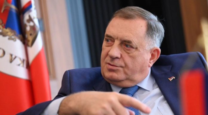 **Dodik dao veliko obećanje pred izbore: „Plata u RS-u ide na 1.200 eura!“**