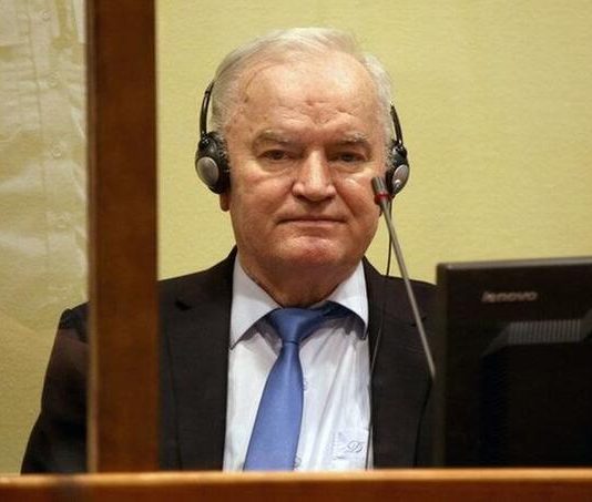 REGION U PLAMENU! Isplivao tajni dnevnik iz Haga koji mijenja SVE: „OPROSTITE MI, NISAM SMIO…“ – Posljednja poruka Ratka Mladića krije JEZIVU ISTINU! (FOTO)